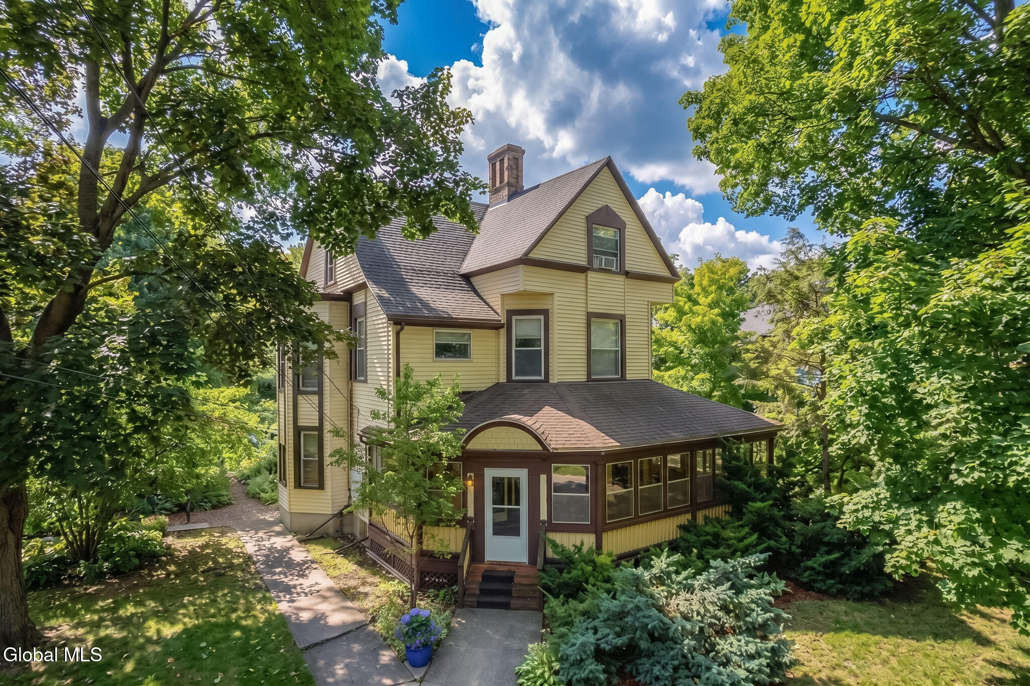 141 S Allen Street Albany NY 12208