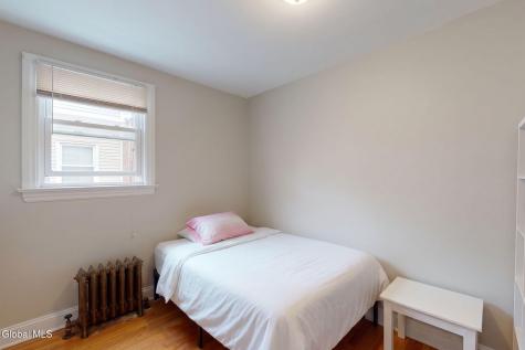 141 S Allen Street Albany NY 12208