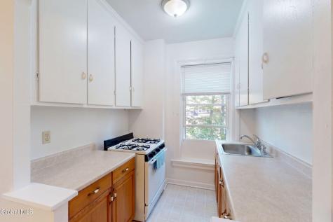 141 S Allen Street Albany NY 12208
