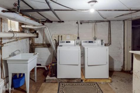 141 S Allen Street Albany NY 12208