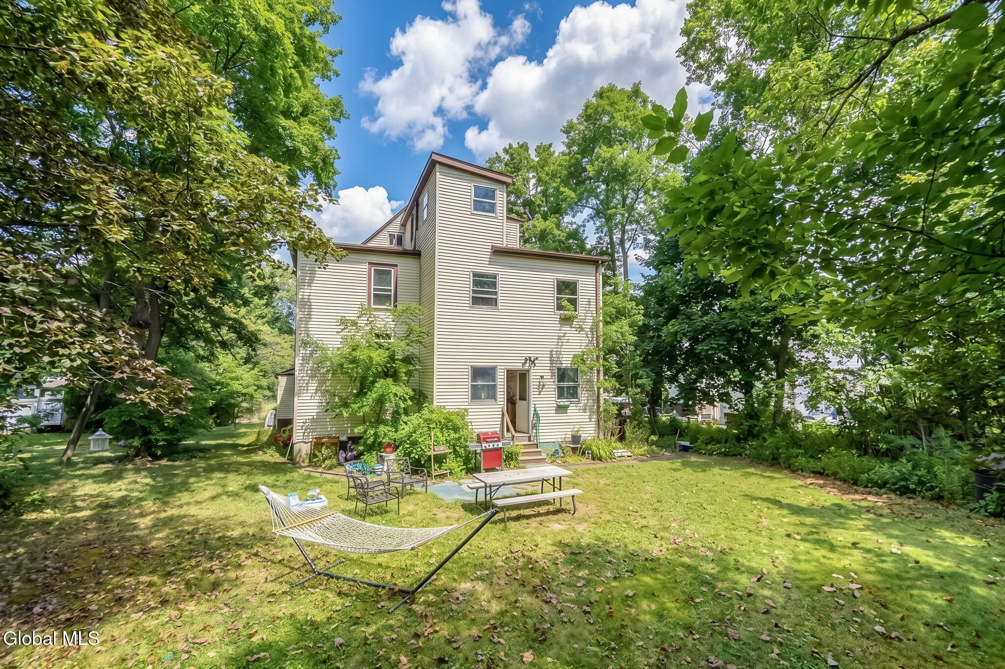 141 S Allen Street Albany NY 12208