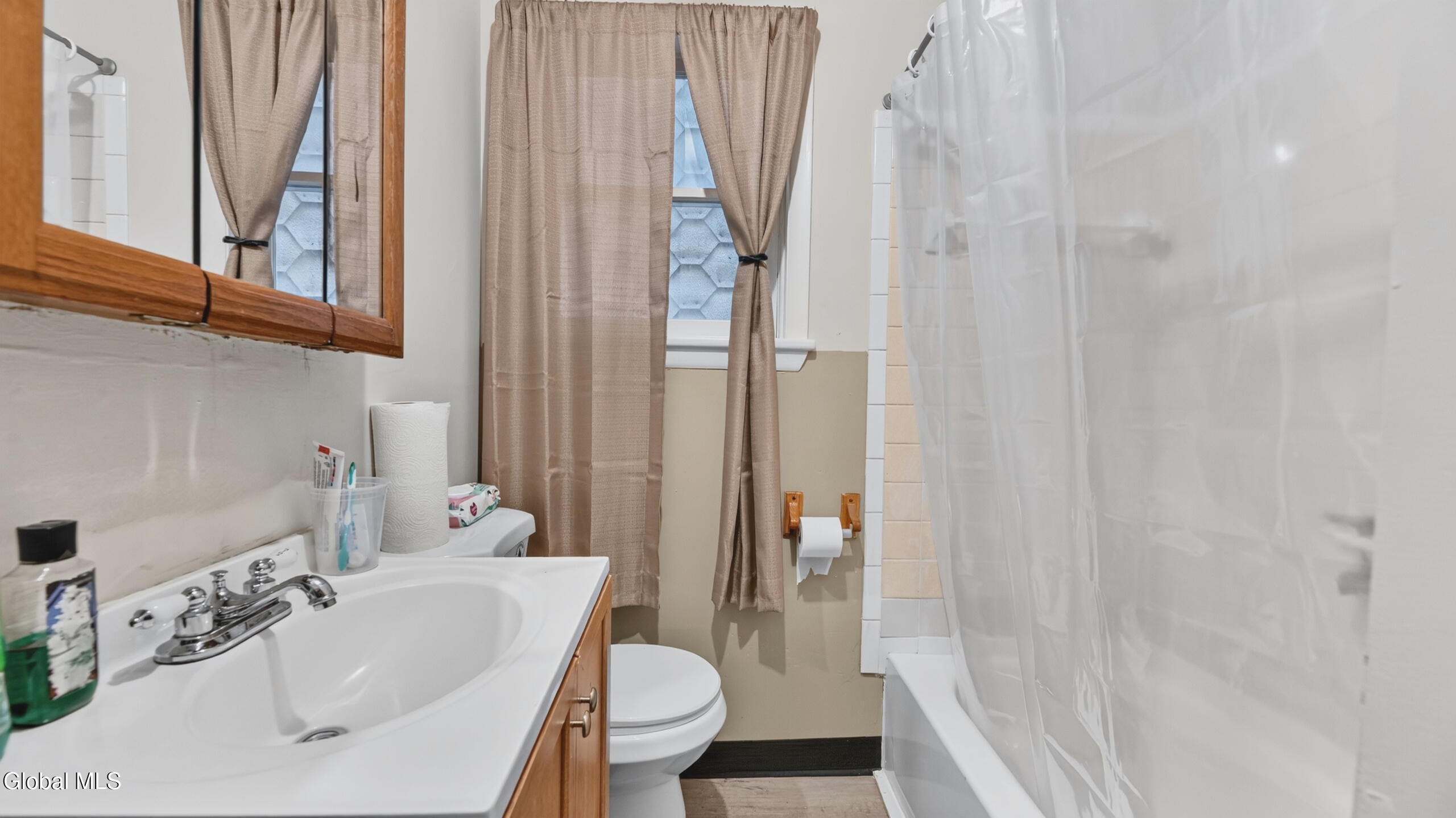383 Clinton Avenue Albany NY 12206