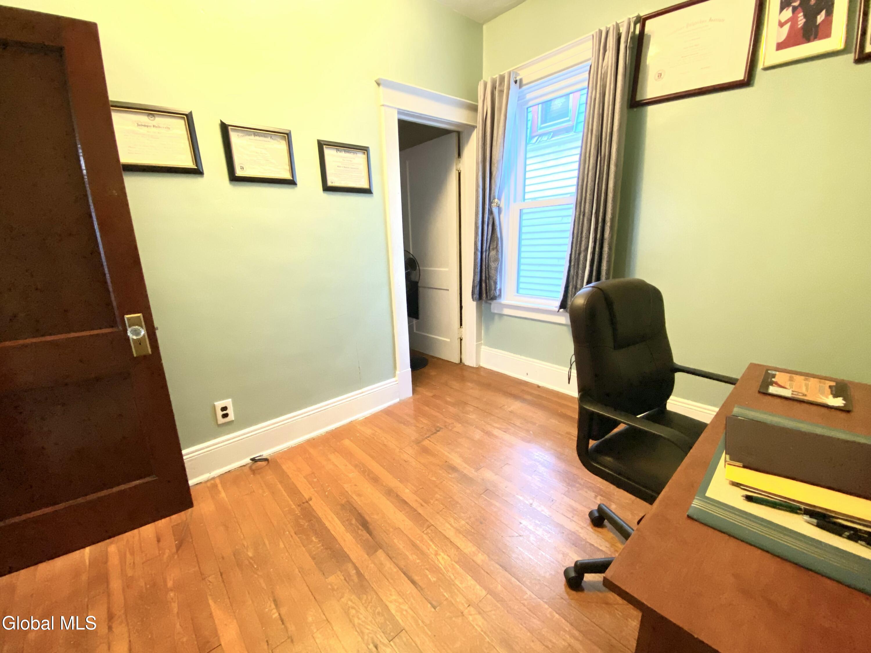 338 Taylor Court Troy NY 12180