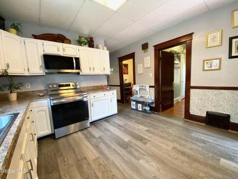 338 Taylor Court Troy NY 12180