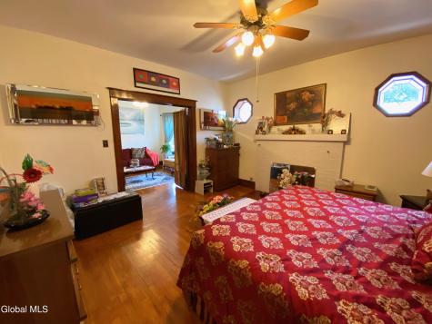 338 Taylor Court Troy NY 12180