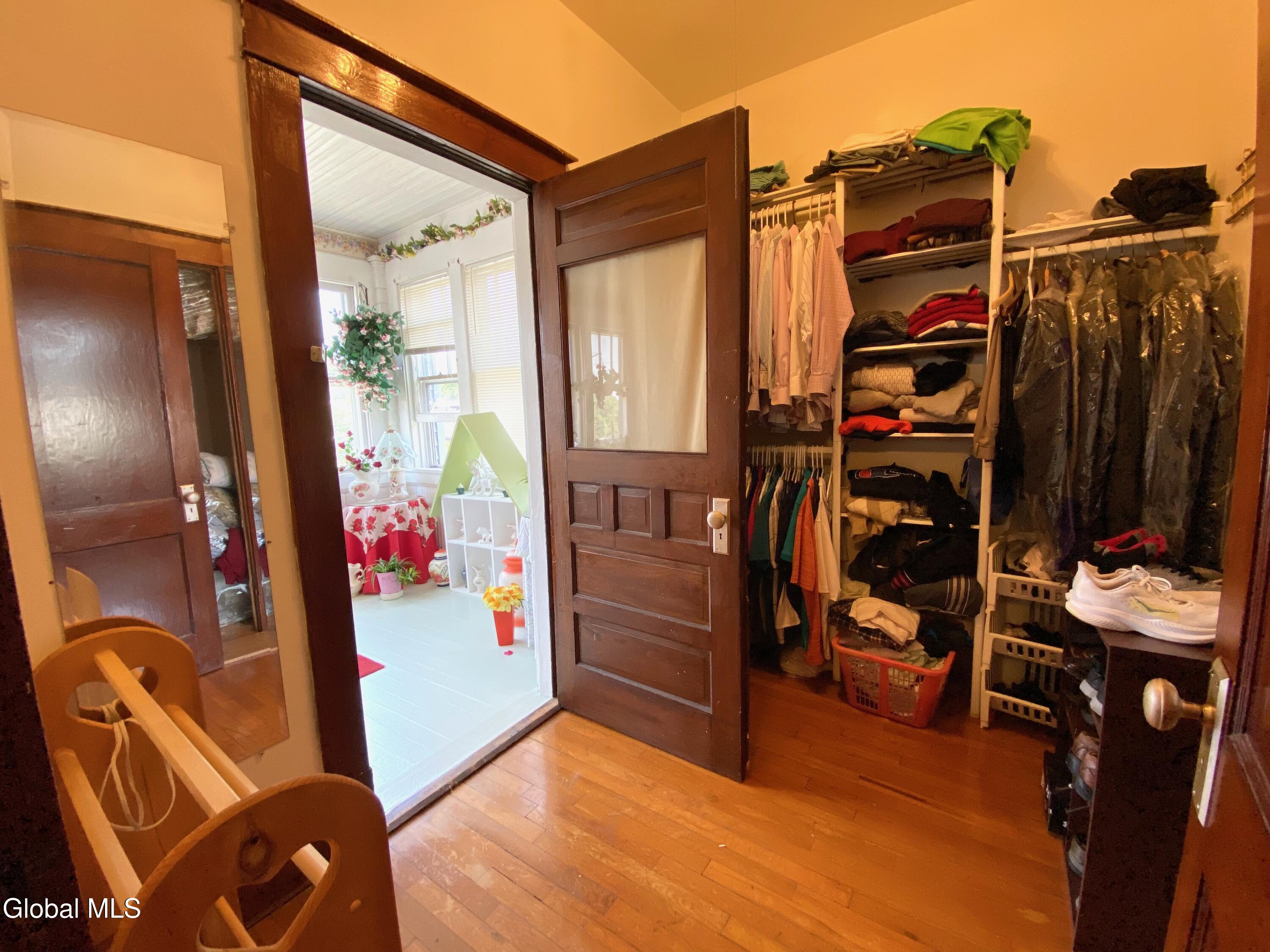 338 Taylor Court Troy NY 12180