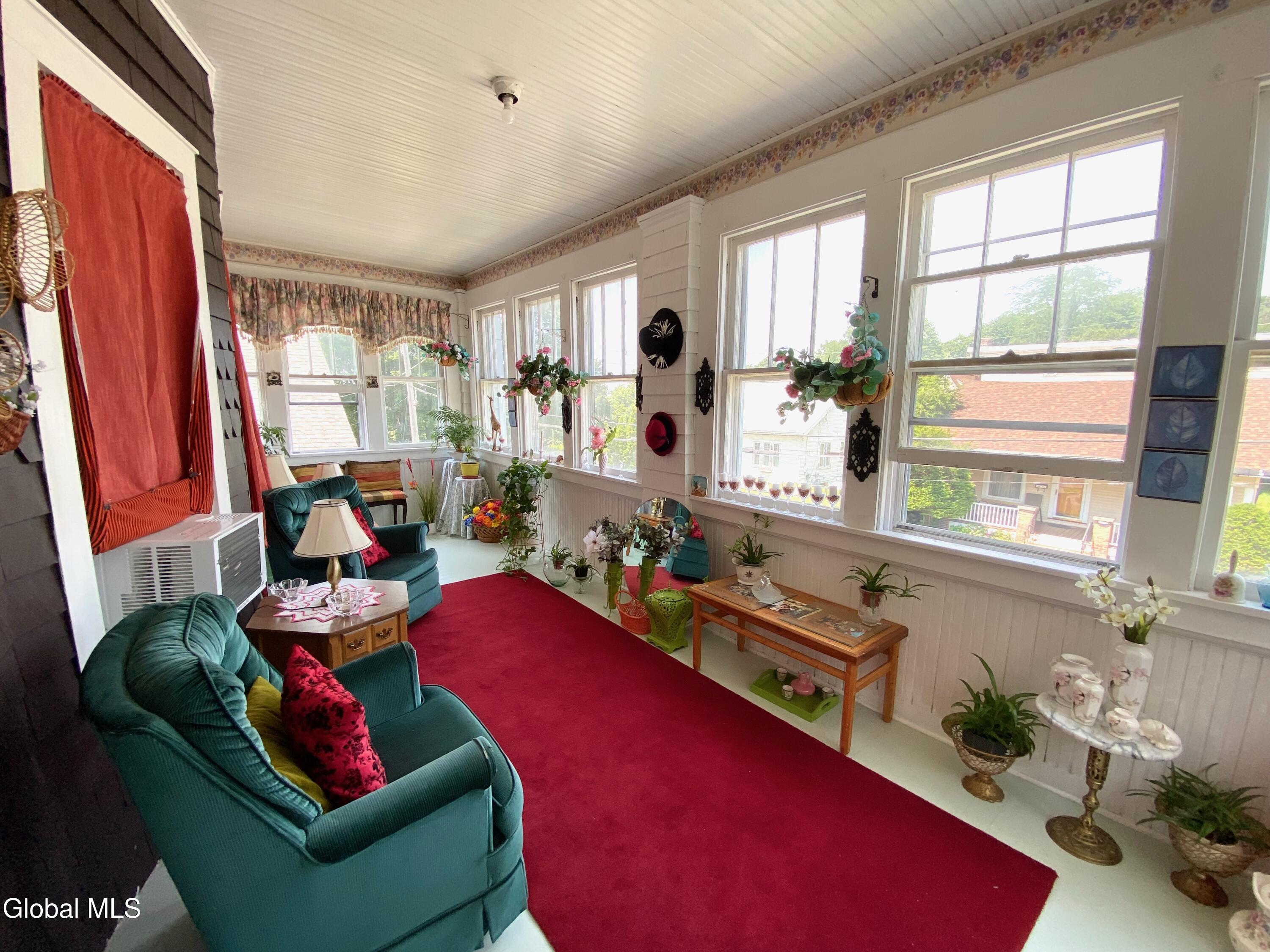 338 Taylor Court Troy NY 12180
