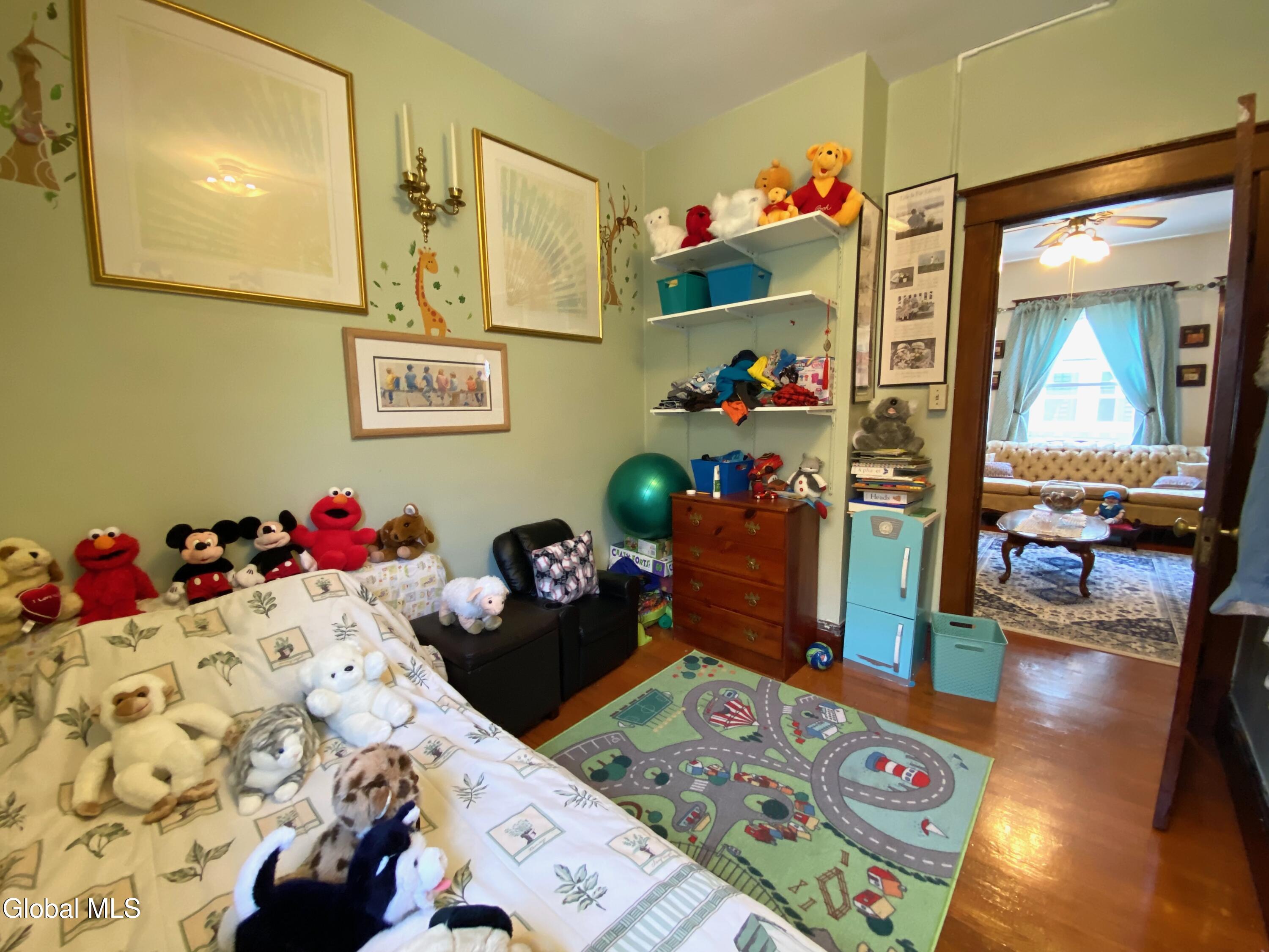 338 Taylor Court Troy NY 12180