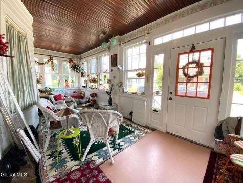 338 Taylor Court Troy NY 12180