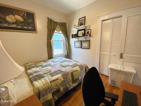 338 Taylor Court Troy NY 12180