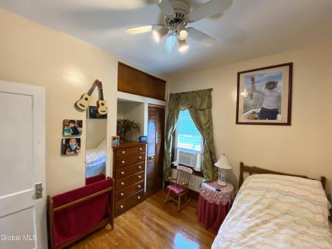 338 Taylor Court Troy NY 12180
