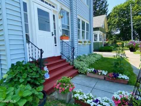 338 Taylor Court Troy NY 12180