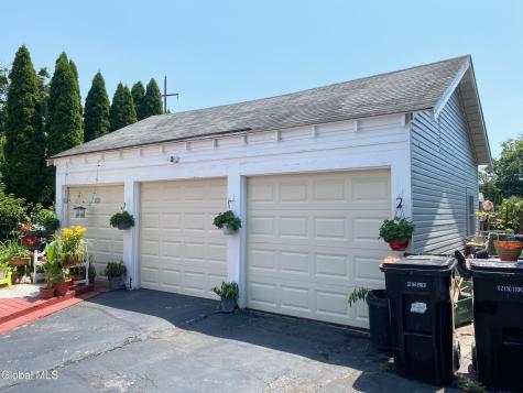 338 Taylor Court Troy NY 12180