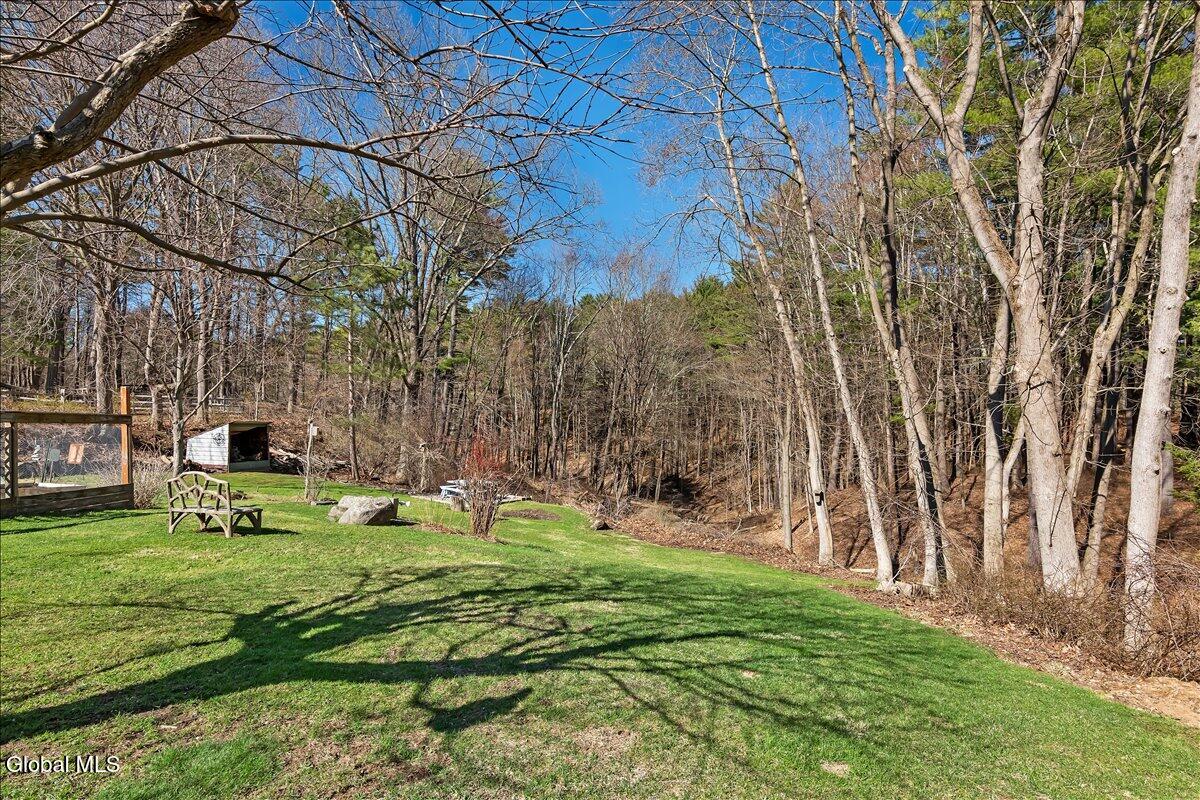 127 Font Grove Road Slingerlands NY 12159
