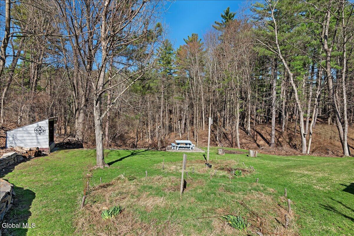127 Font Grove Road Slingerlands NY 12159
