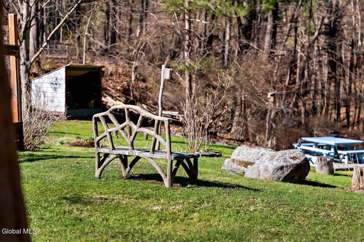 127 Font Grove Road Slingerlands NY 12159