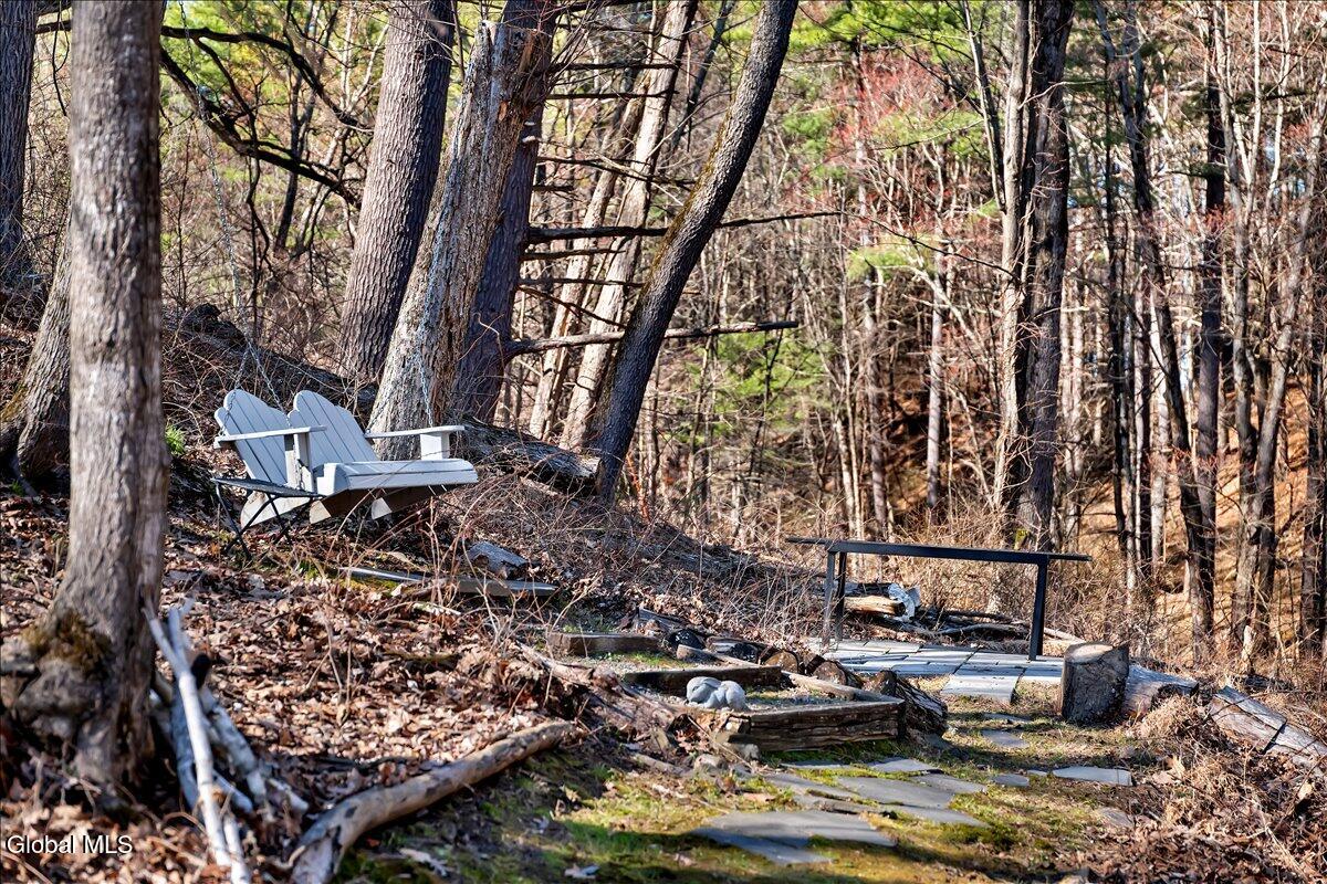 127 Font Grove Road Slingerlands NY 12159