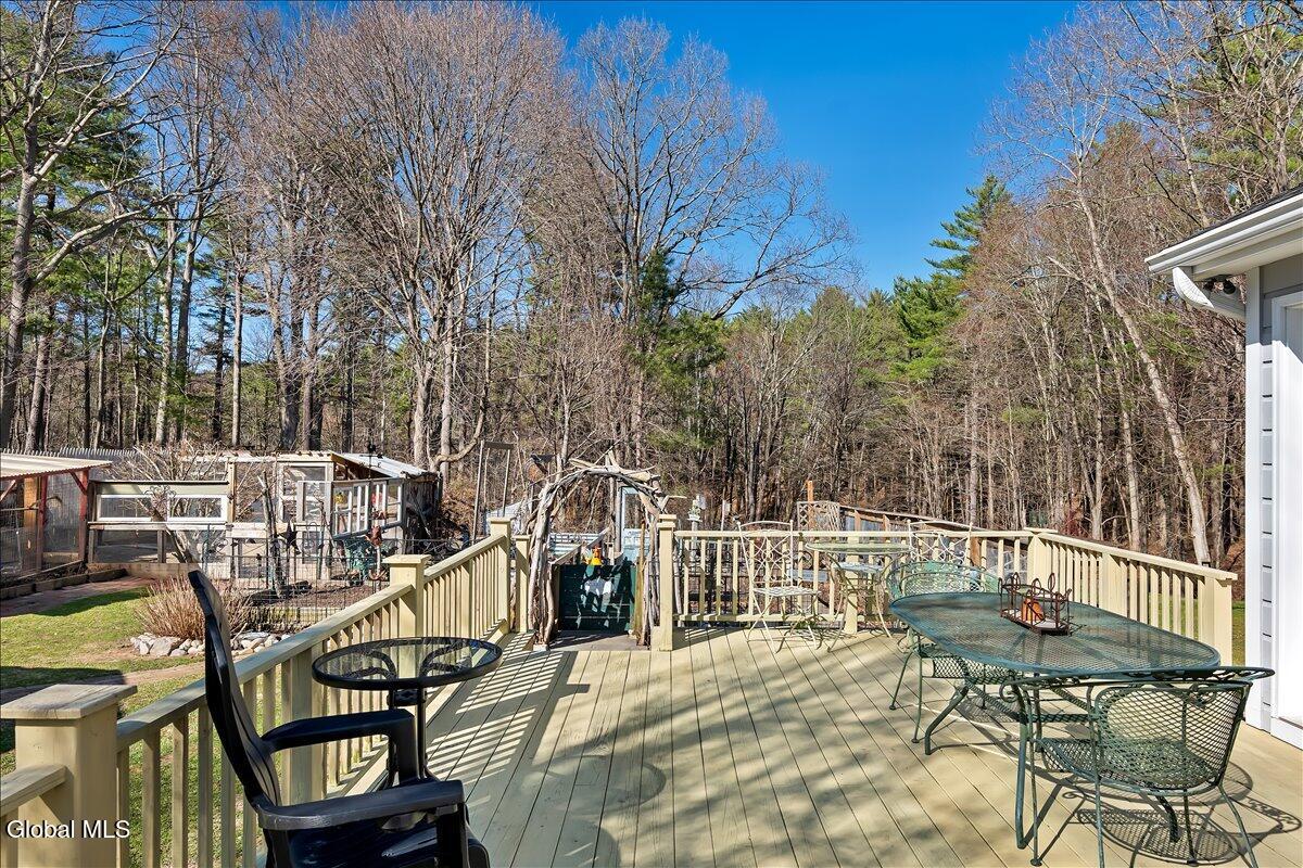 127 Font Grove Road Slingerlands NY 12159