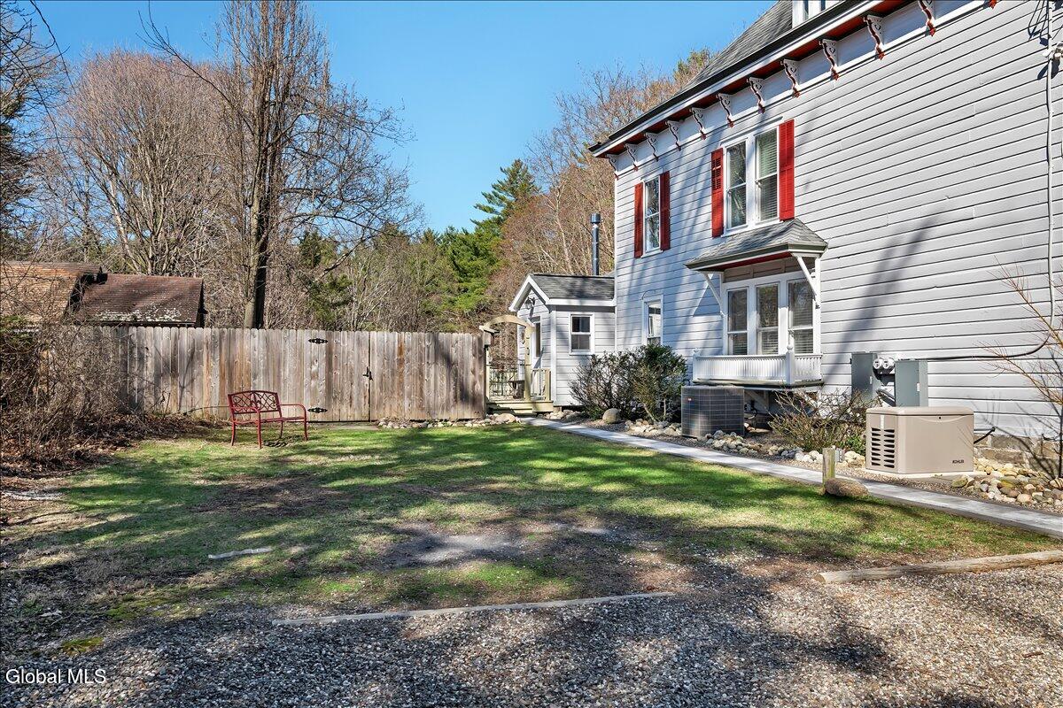 127 Font Grove Road Slingerlands NY 12159
