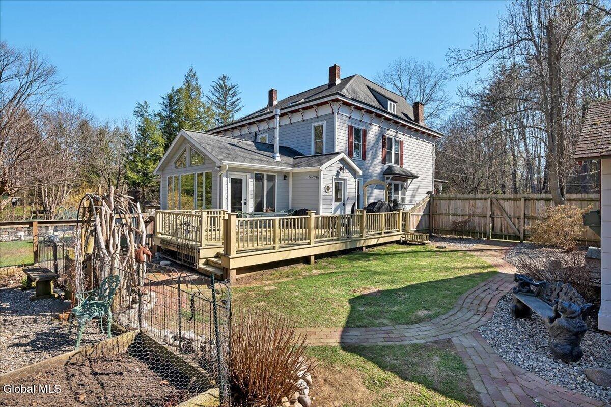 127 Font Grove Road Slingerlands NY 12159