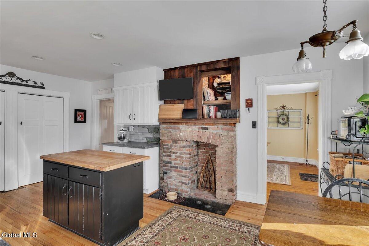 127 Font Grove Road Slingerlands NY 12159