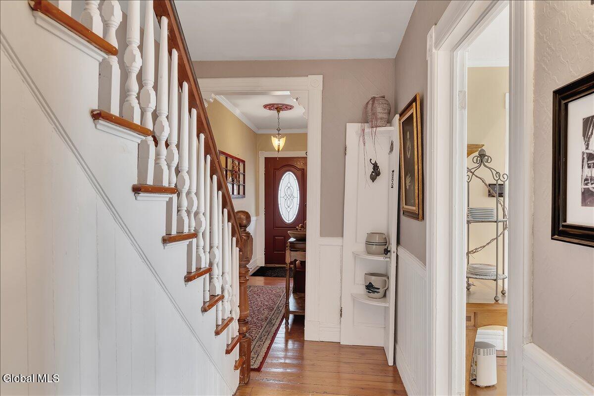127 Font Grove Road Slingerlands NY 12159