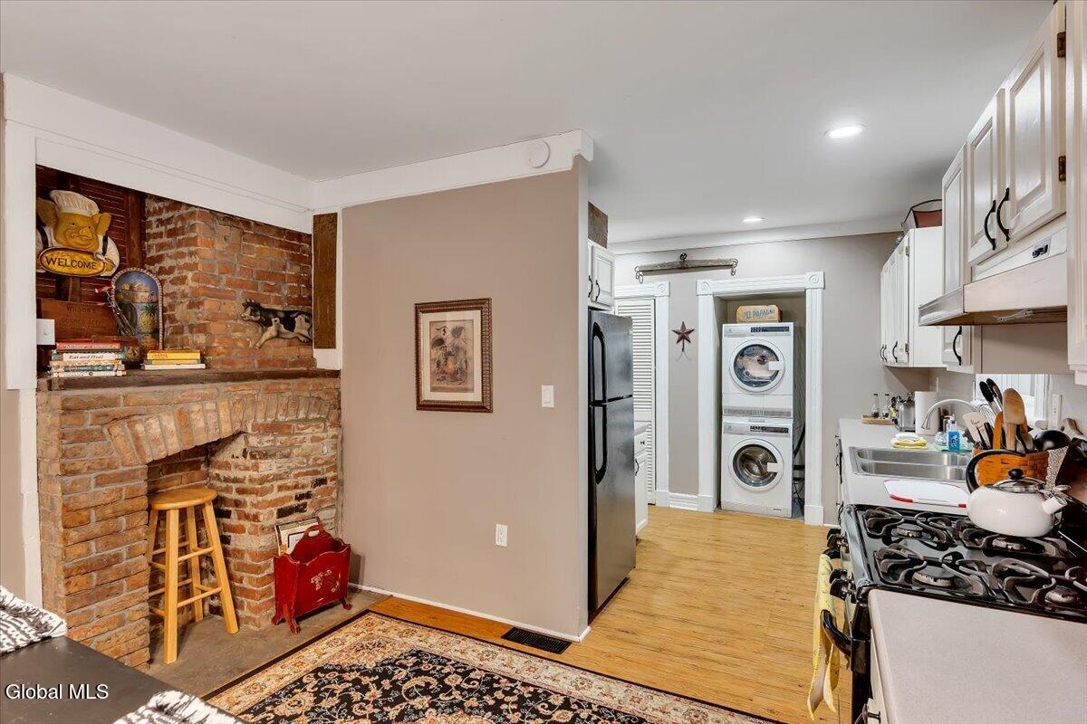 127 Font Grove Road Slingerlands NY 12159