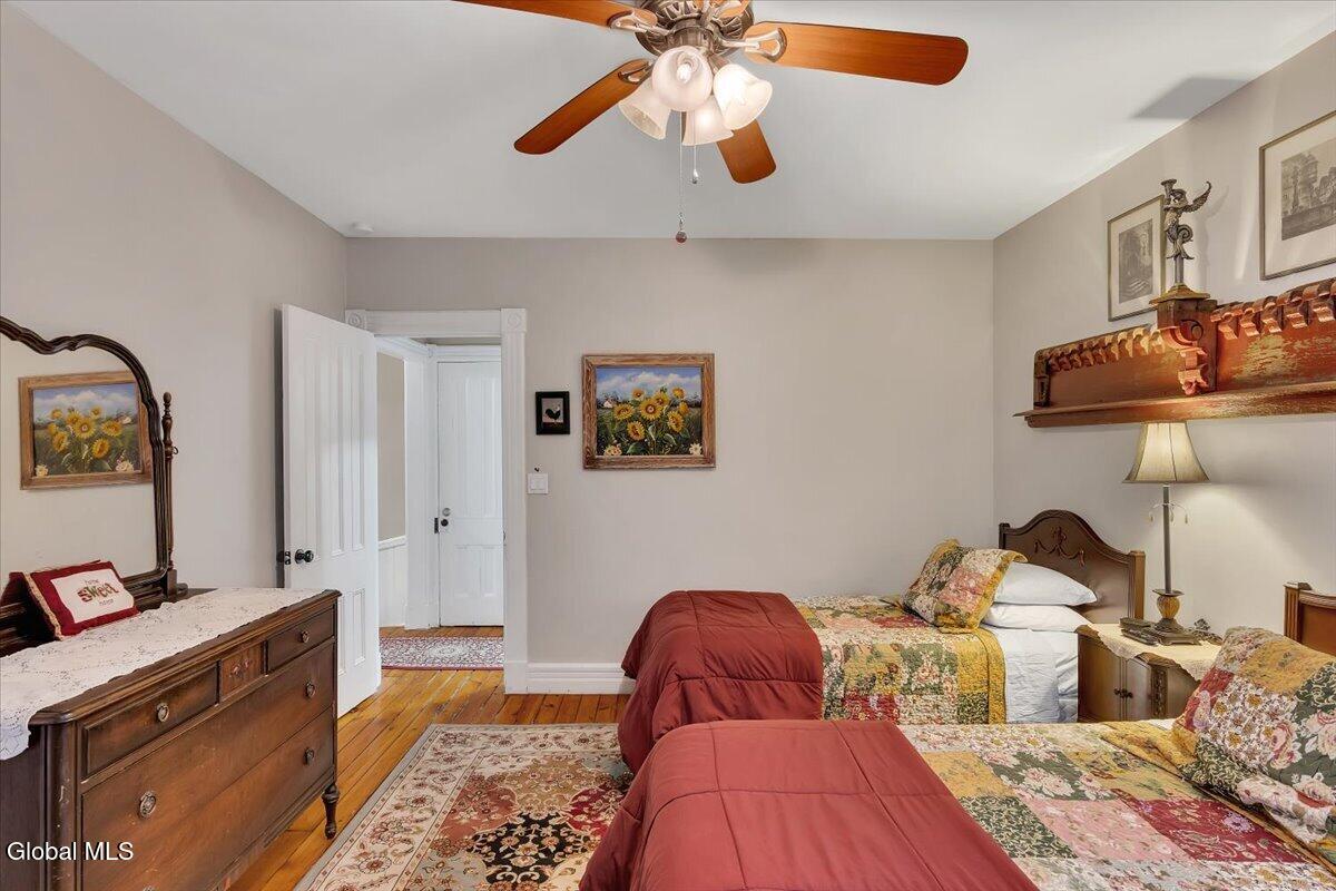 127 Font Grove Road Slingerlands NY 12159
