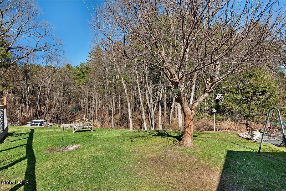 127 Font Grove Road Slingerlands NY 12159