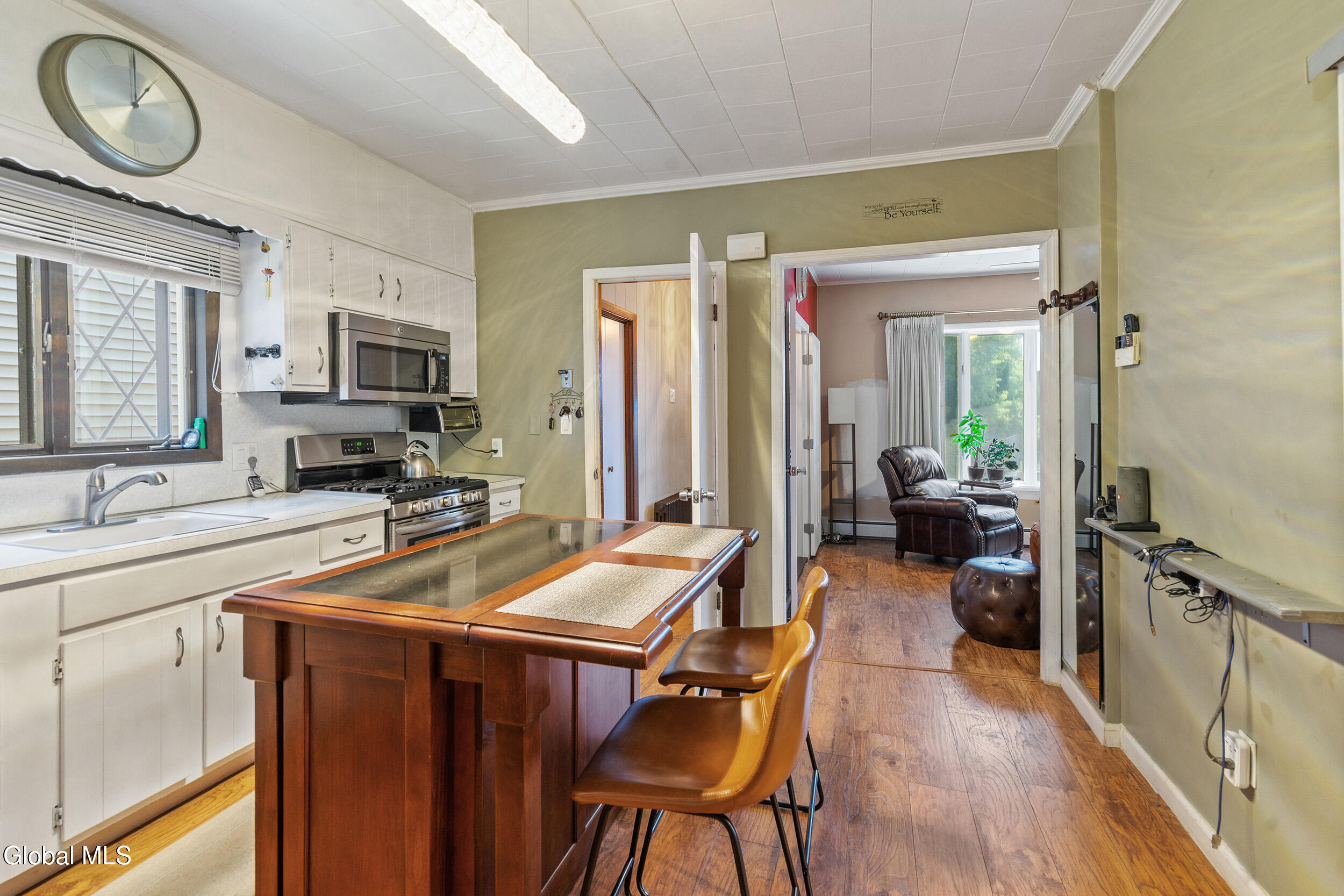 615-617 Seneca Street Schenectady NY 12308