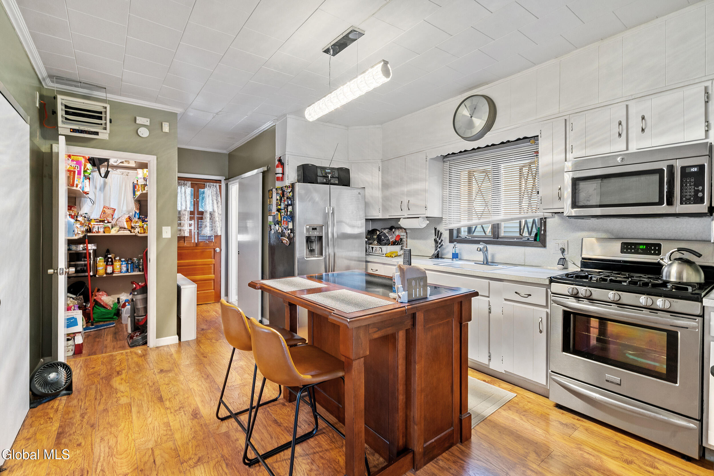615-617 Seneca Street Schenectady NY 12308