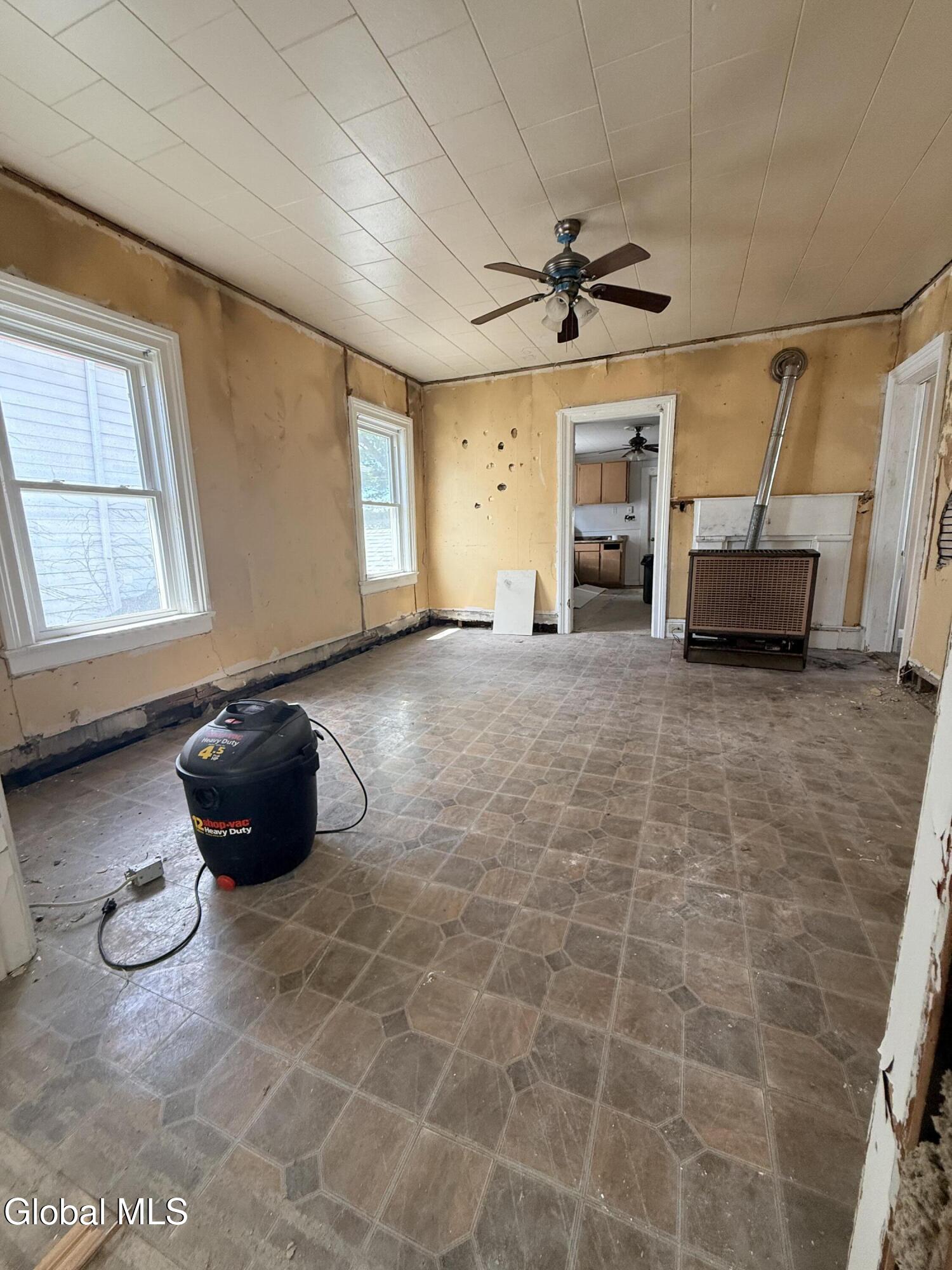 781 2nd Avenue Troy NY 12182