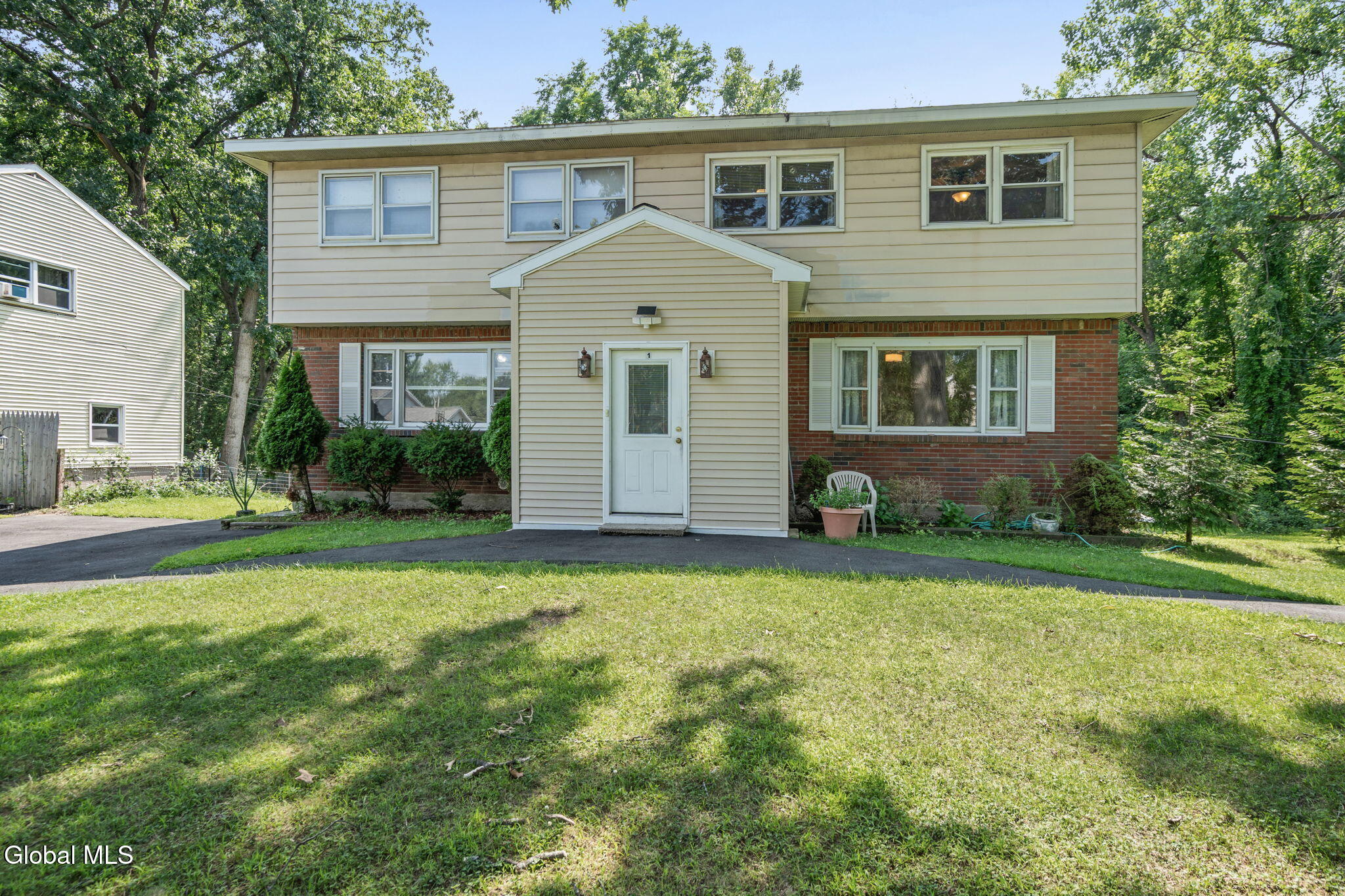 1 Dowling Road Albany NY 12205