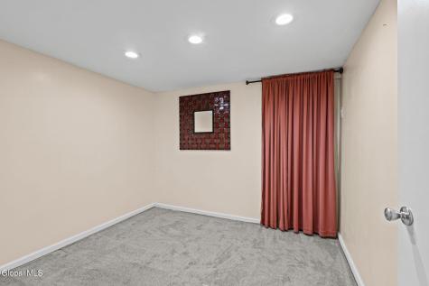 1 Dowling Road Albany NY 12205