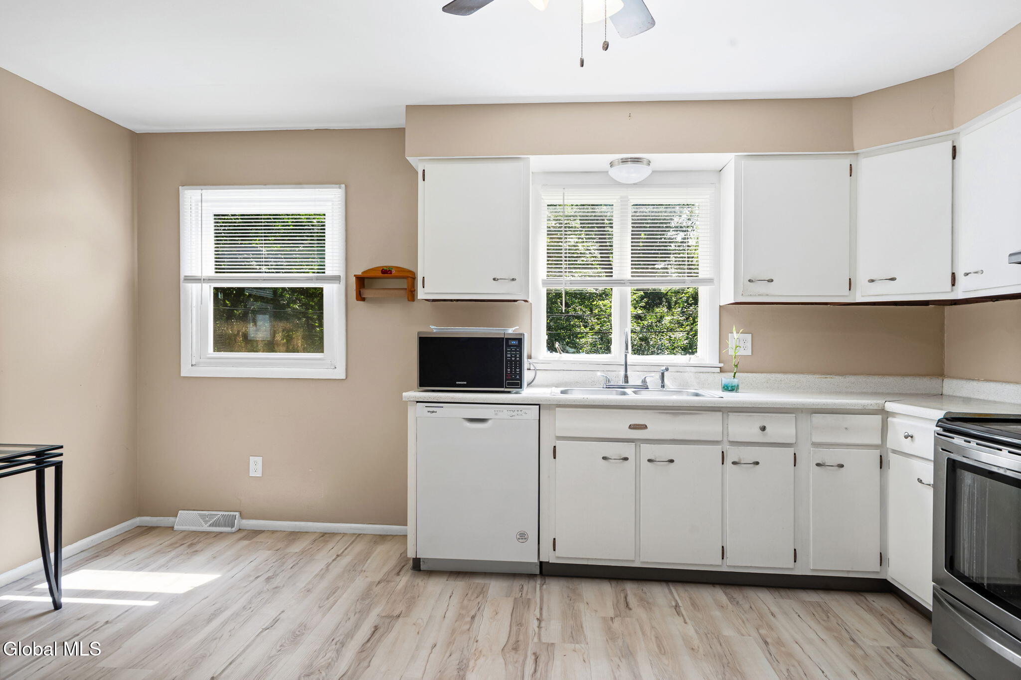 1 Dowling Road Albany NY 12205