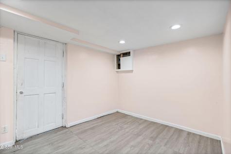 1 Dowling Road Albany NY 12205