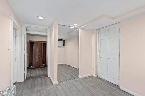 1 Dowling Road Albany NY 12205