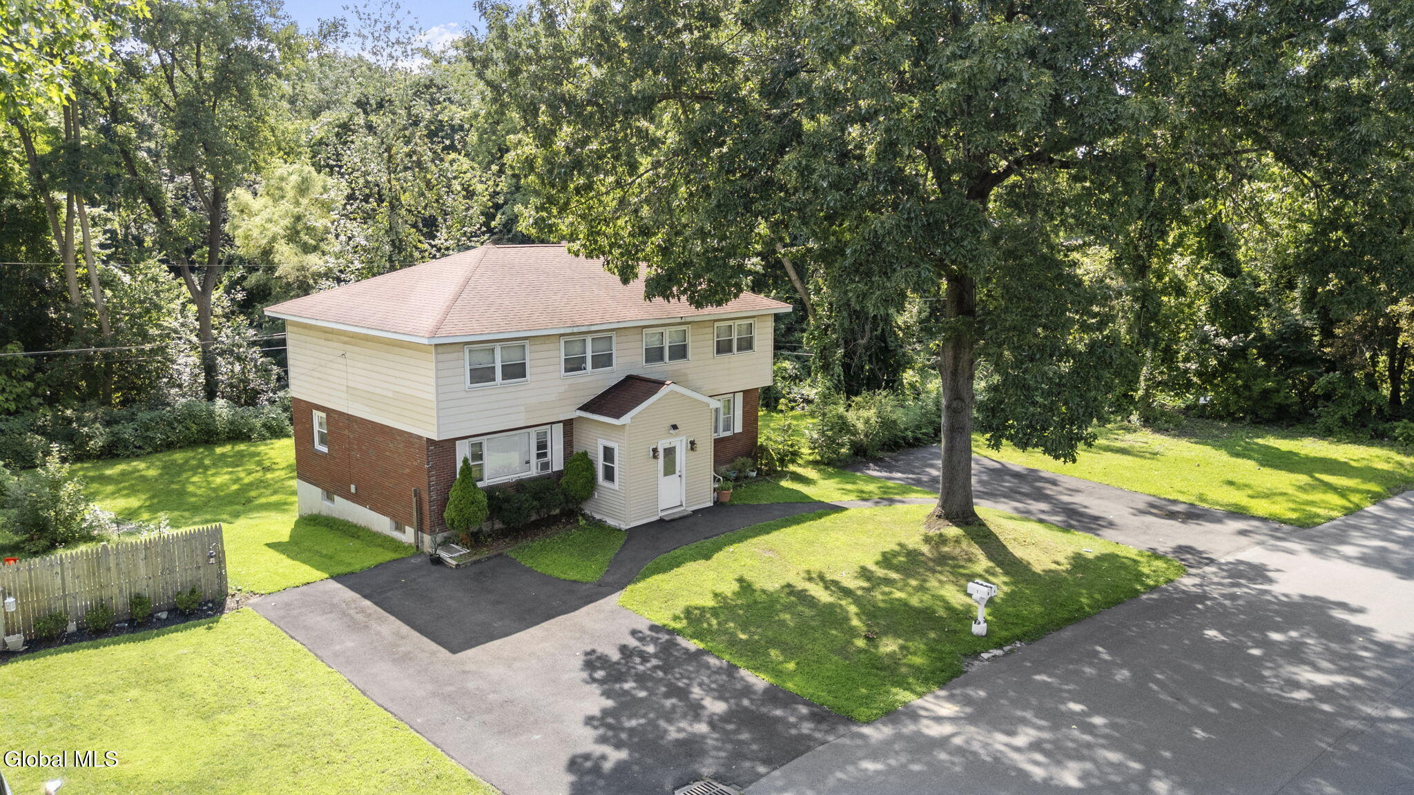 1 Dowling Road Albany NY 12205