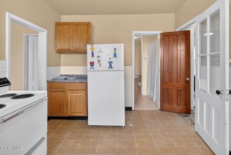 411 9th Street Watervliet NY 12189