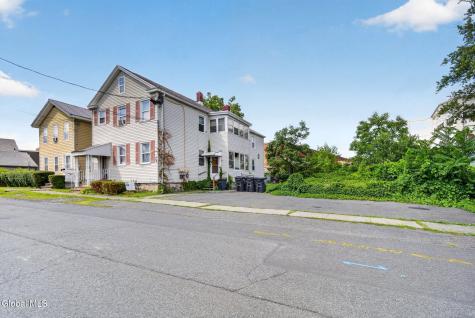 411 9th Street Watervliet NY 12189
