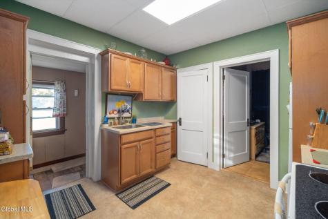29 Main Street Ravena NY 12143