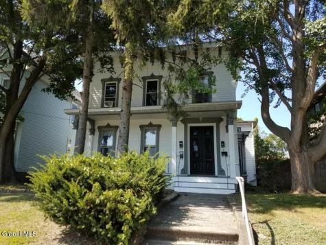 8 Saratoga Avenue Waterford NY 12188