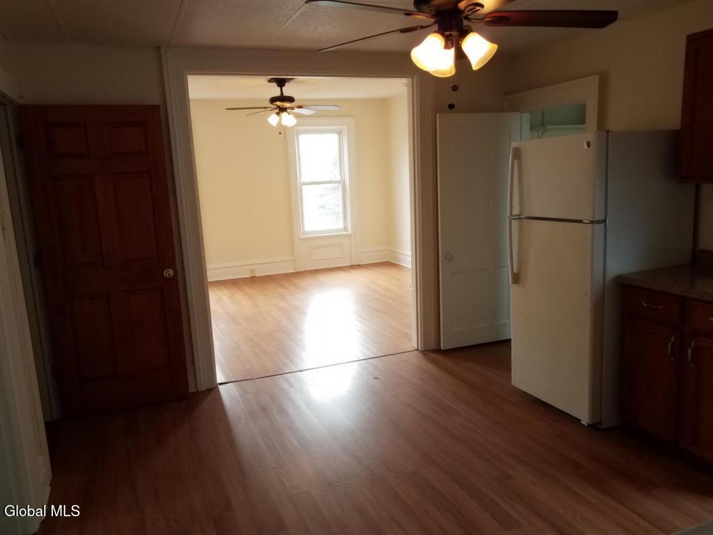 8 Saratoga Avenue Waterford NY 12188