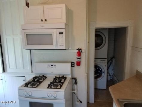 8 Saratoga Avenue Waterford NY 12188