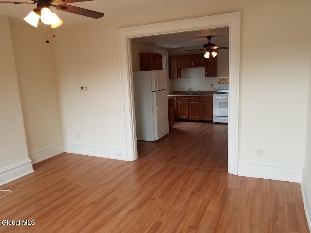 8 Saratoga Avenue Waterford NY 12188