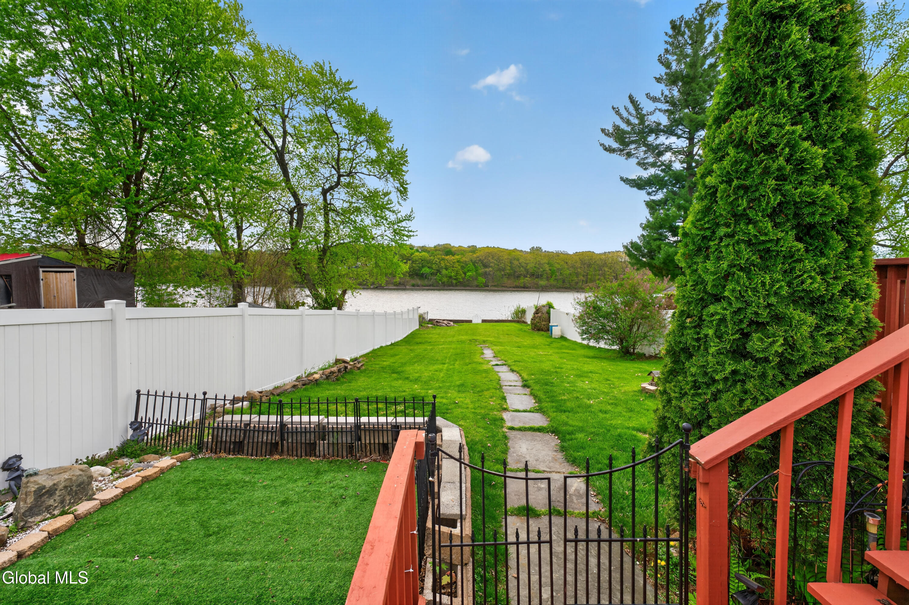 141 Second Street Waterford NY 12188