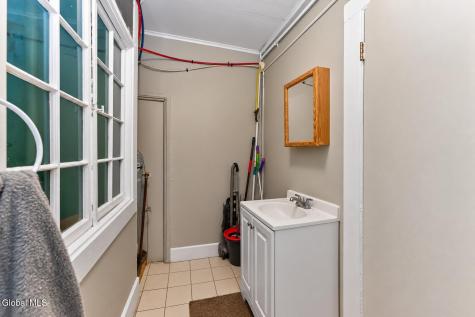 474 Madison Avenue Albany NY 12208