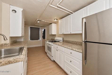 474 Madison Avenue Albany NY 12208