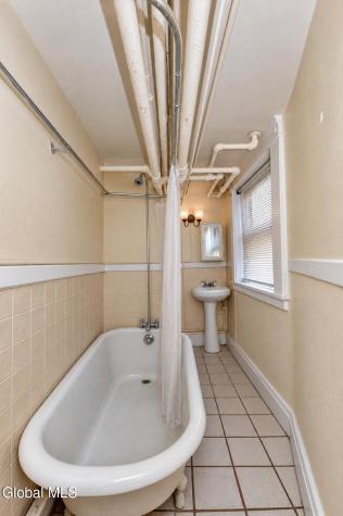 474 Madison Avenue Albany NY 12208