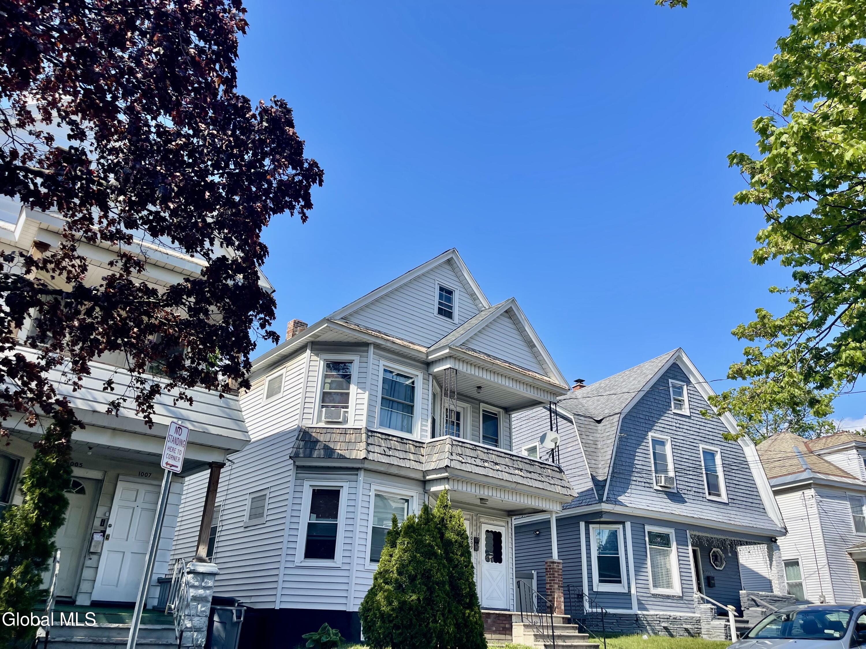 1009 Forest Road Schenectady NY 12303